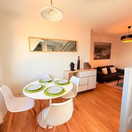 Le Duplex Des Tulipes - Parking Included - *