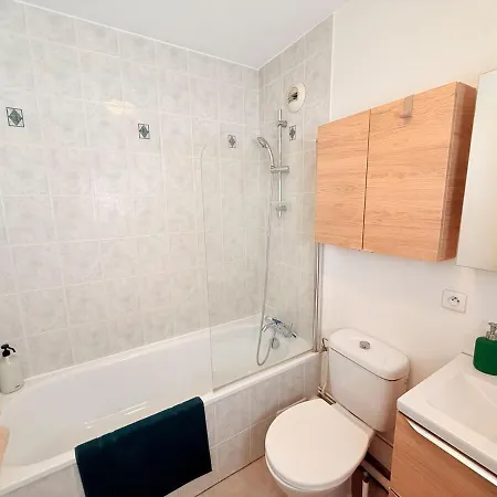 Le Duplex Des Tulipes - Parking Included - Appartamento *